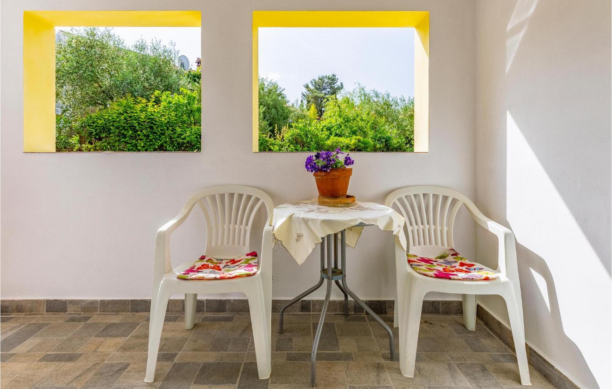 Nice Apartment In Pula With Kitchen المظهر الخارجي الصورة